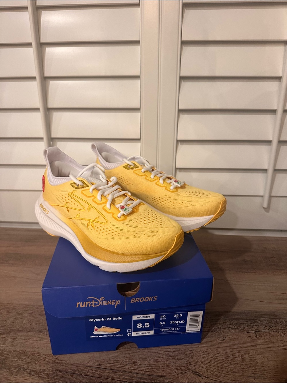 Brooks Limited Edition Belle Glycerine 8.5 New